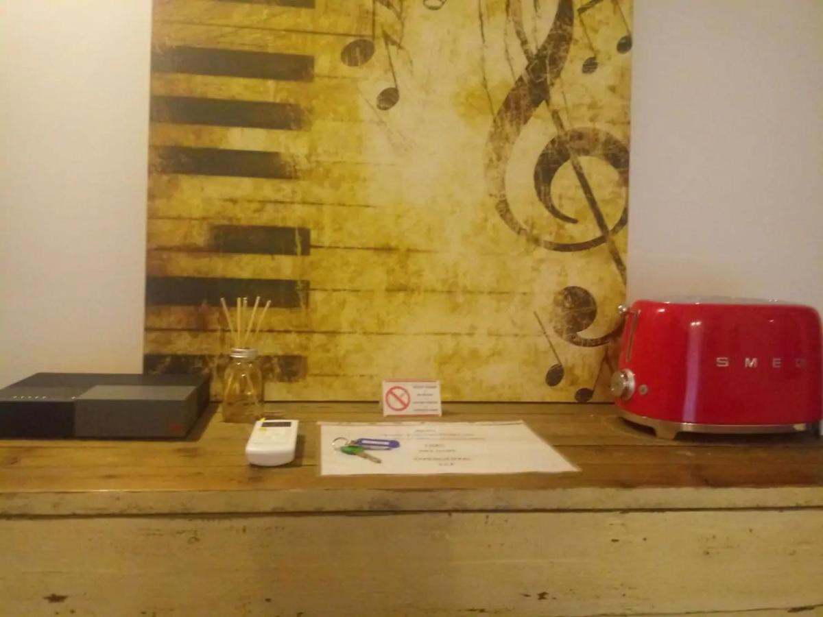Apartamento Vesuvius A Mezzocannone Nápoles Exterior foto